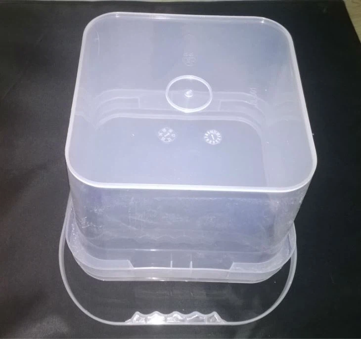 8L clear plastic bucket