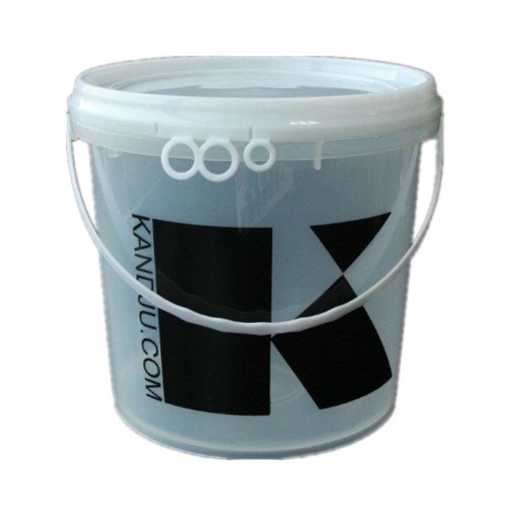 plastic containers for yoghurt