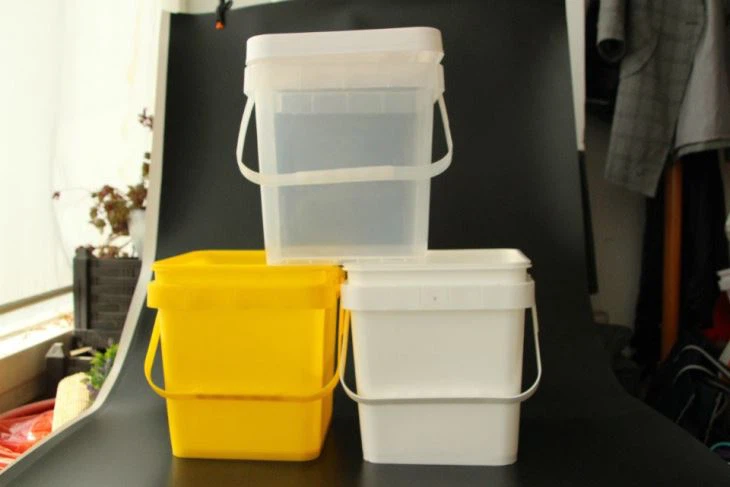 Plastic Wine Bucket