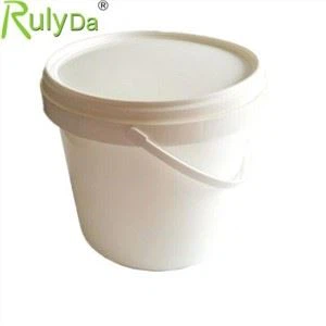 Round Plastic Pail With Lid